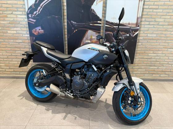YAMAHA MT-07 CONNECTED ABS 